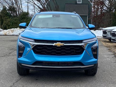 New 2026 Chevrolet Trax LT w/ Driver Confidence Package image 6