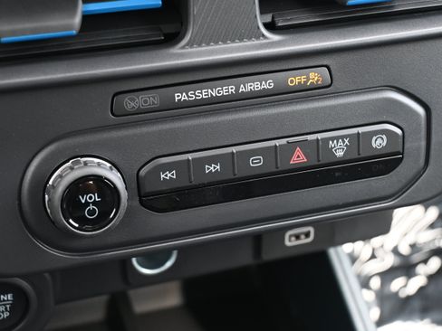 New 2026 Ford Maverick Lobo AWD/4WD image 24