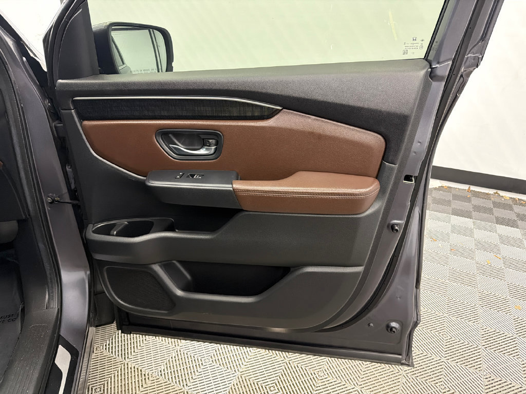 Used 2024 Honda Pilot Elite image 16