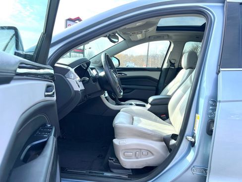 Used 2014 Cadillac SRX Luxury w/ Driver Awareness Package image 14