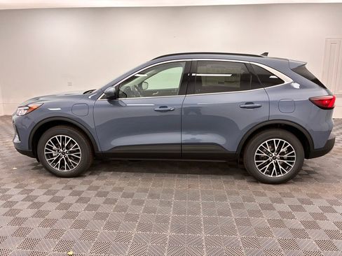 New 2026 Ford Escape SE image 14