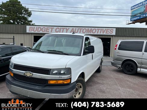 Used 2018 Chevrolet Express 3500 Extended w/ Driver Convenience Package RWD image 1