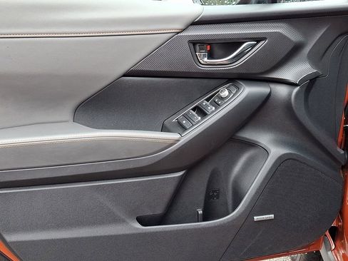 Used 2024 Subaru Crosstrek 2.5i Limited image 12