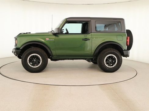 Used 2023 Ford Bronco Base w/ Sasquatch Package image 2