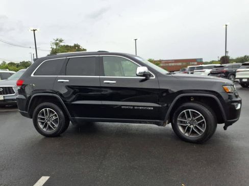Used 2019 Jeep Grand Cherokee Limited image 4