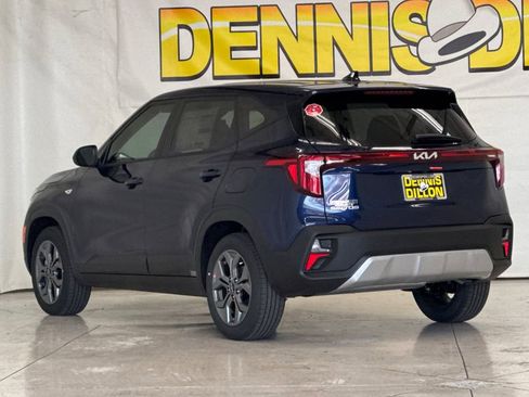 New 2026 Kia Seltos LX FWD image 6