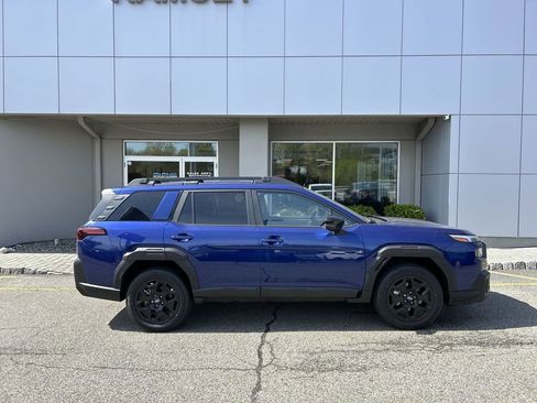 New 2026 Subaru Outback Limited AWD/4WD image 9