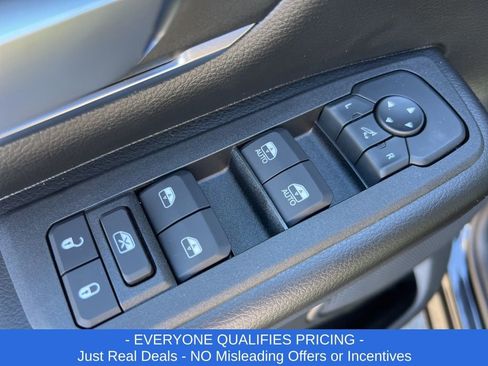 New 2026 RAM 1500 Big Horn w/ Night Edition image 11