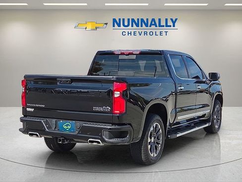 Certified 2024 Chevrolet Silverado 1500 High Country w/ Technology Package image 5
