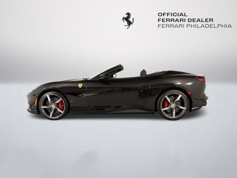 Certified 2022 Ferrari Portofino M RWD image 5