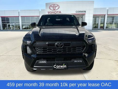 New 2025 Toyota Tacoma TRD Off-Road image 3