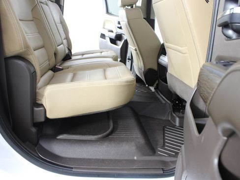 Used 2018 GMC Sierra 1500 Denali AWD/4WD image 22