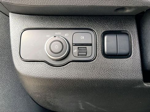 Used 2025 Mercedes-Benz Sprinter 2500 image 30
