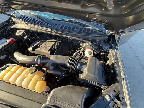 Used 2019 Ford Expedition XLT w/ Equipment Group 201A image 12