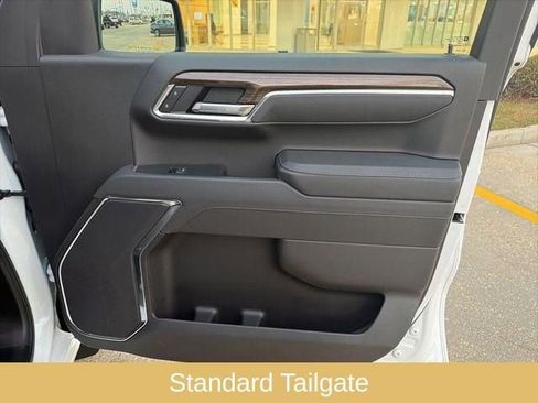 Used 2025 Chevrolet Silverado 1500 LT w/ Safety Package image 35