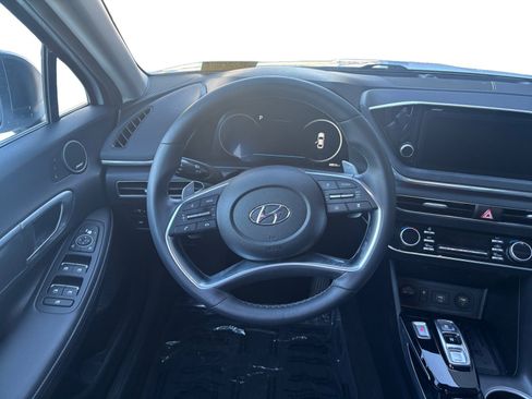 Used 2021 Hyundai Sonata Limited image 12