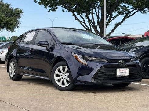 New 2026 Toyota Corolla LE image 2