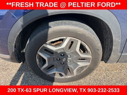 Used 2023 Hyundai Santa Fe Limited FWD image 5