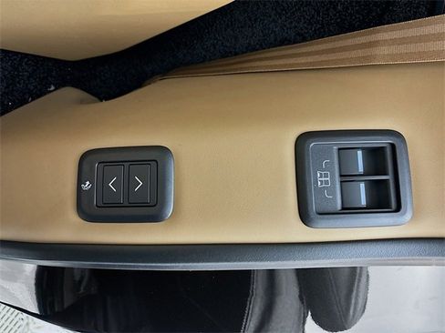 New 2026 Land Rover Range Rover Long Wheelbase SE image 25