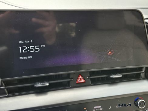 Certified 2024 Kia Sportage EX image 21