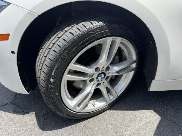 Used 2015 BMW 335i xDrive Sedan AWD/4WD image 40