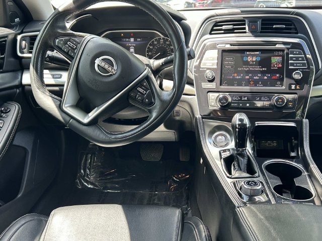 Used 2023 Nissan Maxima SL FWD image 23