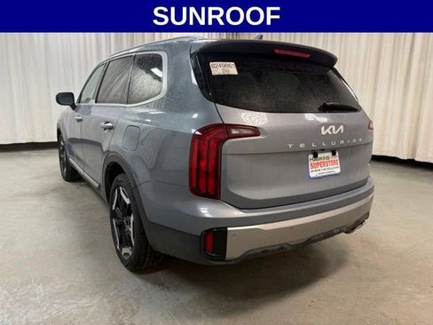 Used 2025 Kia Telluride S AWD/4WD image 8