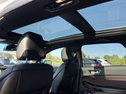 Certified 2020 Ford Edge Titanium w/ Equipment Group 301A AWD/4WD image 17