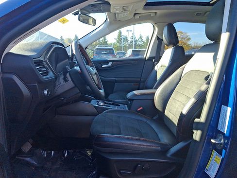 Used 2022 Ford Escape SEL w/ SEL Stealth AWD Package image 13