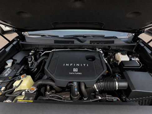 Used 2025 INFINITI QX80 Luxe AWD/4WD image 43