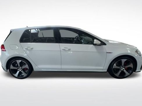 Used 2018 Volkswagen GTI S FWD image 10