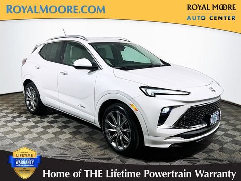 Used 2024 Buick Encore GX Avenir FWD image 1