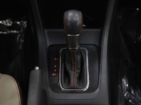 Used 2016 Subaru Crosstrek 2.0i Limited image 18