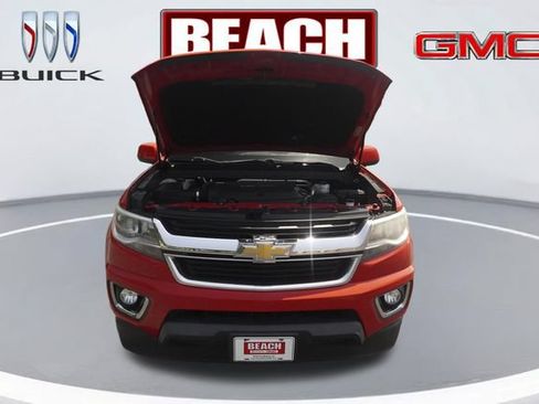 Used 2019 Chevrolet Colorado LT w/ LT Convenience Package RWD image 9