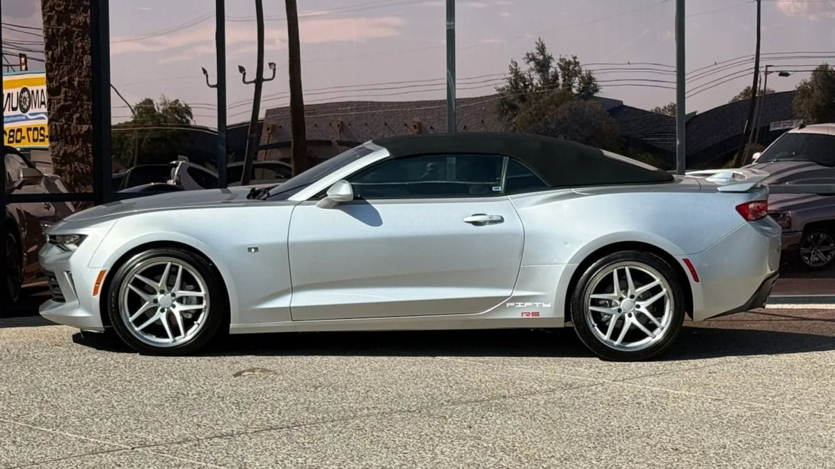 Used 2017 Chevrolet Camaro LT w/ RS Package RWD image 7