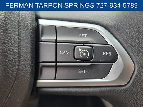Used 2024 Jeep Compass Latitude AWD/4WD image 32
