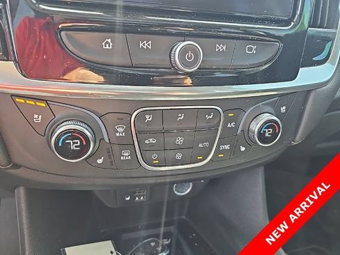 Used 2020 Chevrolet Traverse Premier w/ LPO, Midnight Edition AWD/4WD image 14