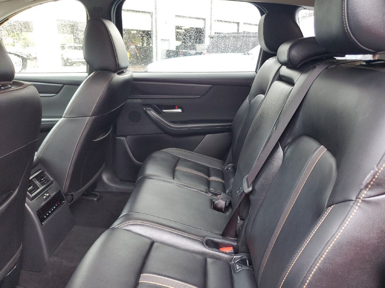 Used 2025 MAZDA CX-90 3.3 Turbo w/ Select Package AWD/4WD image 10