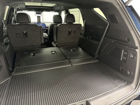 New 2026 Chevrolet Traverse RS w/ LPO, Floor Liner Package image 37
