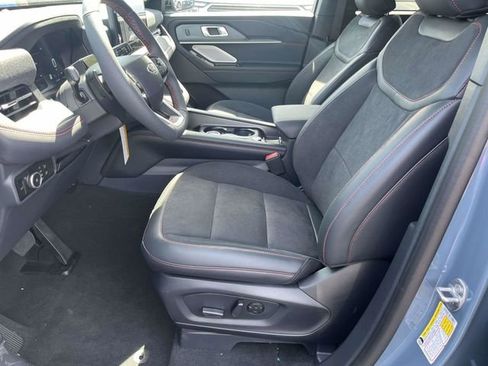 New 2026 Ford Explorer Active w/ Active Comfort Package RWD image 21