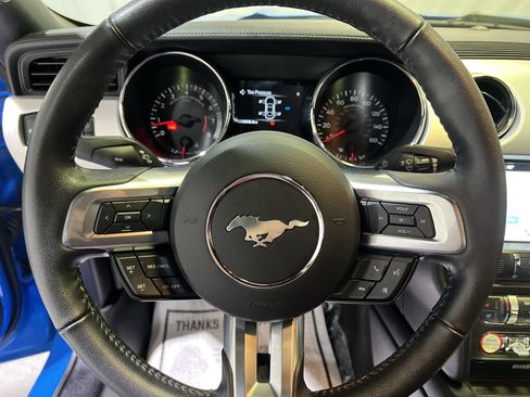 Used 2017 Ford Mustang GT Premium w/ Equipment Group 401A RWD image 21
