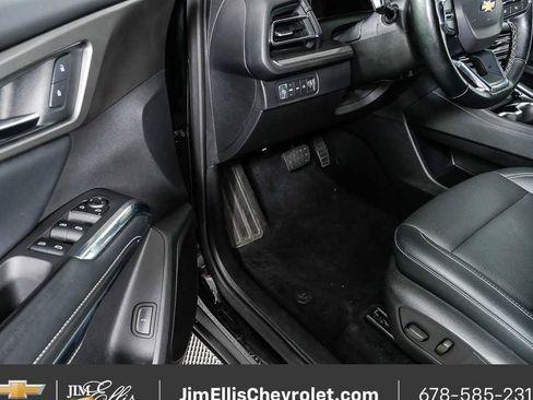 Certified 2025 Chevrolet Traverse LT AWD/4WD image 7