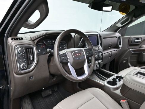 Used 2019 GMC Sierra 1500 SLT w/ SLT Premium Package image 16
