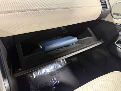 Used 2022 Land Rover Discovery HSE R-Dynamic image 22