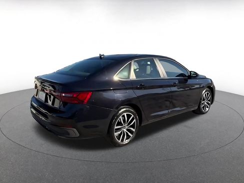 Used 2025 Volkswagen Jetta SE image 15