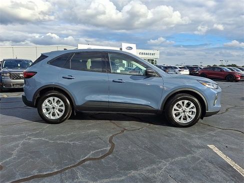 New 2026 Ford Escape Active image 8