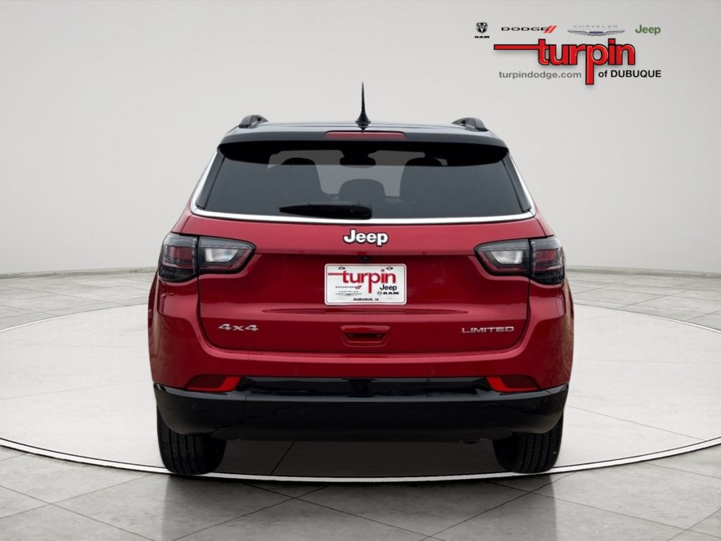Used 2025 Jeep Compass Limited w/ Elite Group AWD/4WD image 4