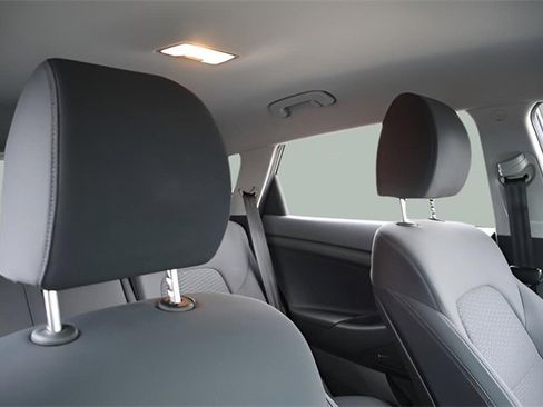 Used 2021 Hyundai Tucson Sport image 19