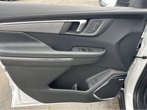 New 2026 Buick Enclave Preferred w/ Power Package FWD image 6