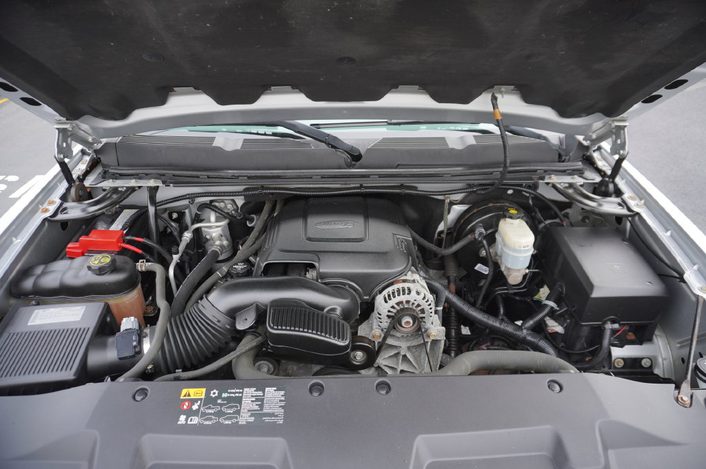 Used 2013 Chevrolet Silverado 1500 LTZ w/ Z71 Appearance Package AWD/4WD image 32